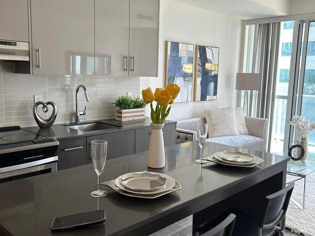 317 180 Fairview Mall Drive, North York | Terminated, C12730 | Condos. Ca