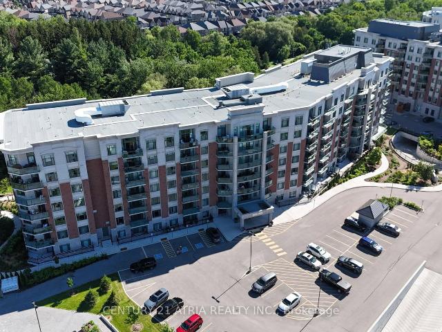 317 460 William Graham Drive, Aurora | 1+1Beds/1Bath, Condo, $658,000 | Condos. Ca
