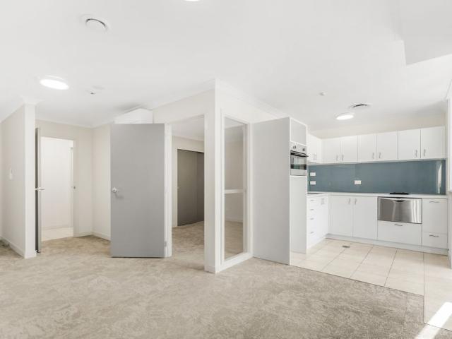 318/41 Ward Street