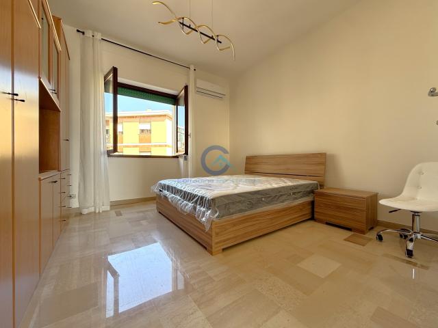 3185 Stanza In appartamento in affitto a Catanzaro Lungomare