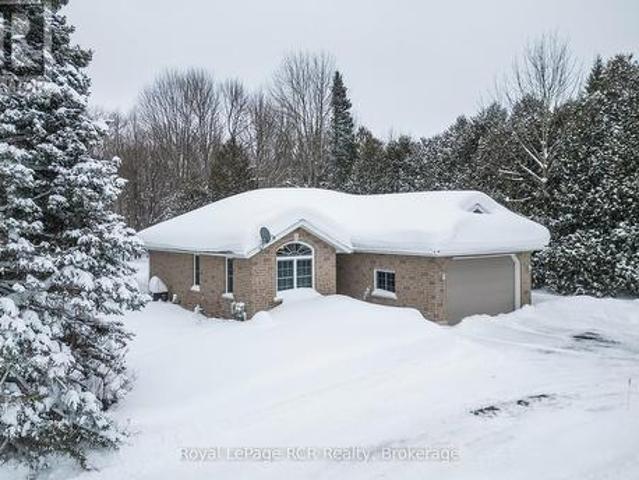3187 Grey Road, Georgian Bluffs, ON, N4K 5N4 house for sale | Listing ID X11979 | Royal LePage