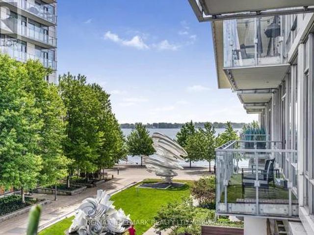 318 29 Queens Quay E, Toronto, ON, M5E 0A4 condo for sale | Listing ID C12255 | Royal LePage