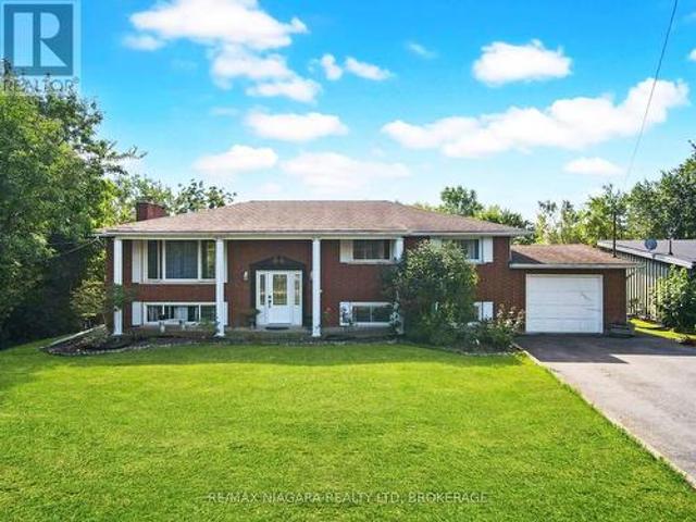 318 Albany Street, Fort Erie Lakeshore, ON, L2A 1L9 house for sale | Listing ID X13722 | Royal LePage