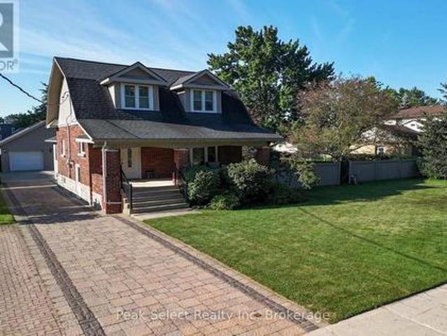 318 Elizabeth Street, St. Marys, ON, N4X 1C8 house for sale | Listing ID X13706 | Royal LePage