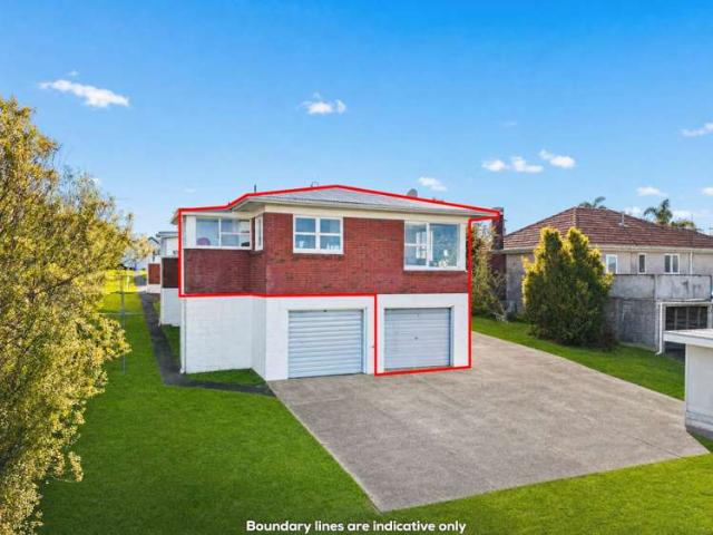 3/18 Knights Road, Rothesay Bay, North Shore City