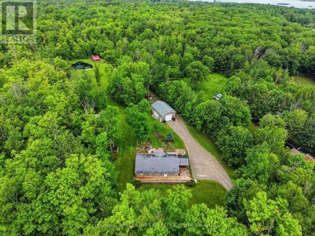 3196 Fesserton Side Road, Tay, ON, L0K 2C0 house for sale | Listing ID S13464 | Royal LePage