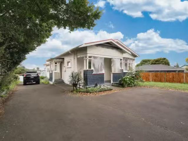 3199 Great North Road, New Lynn, Waitakere City