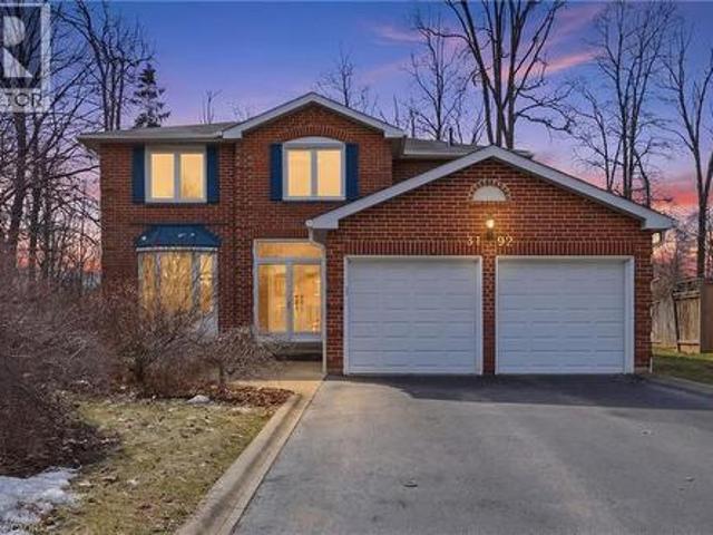 3192 Colebrook Court, Mississauga, ON, L5N 3E2 house for sale | Listing ID 40812 | Royal LePage