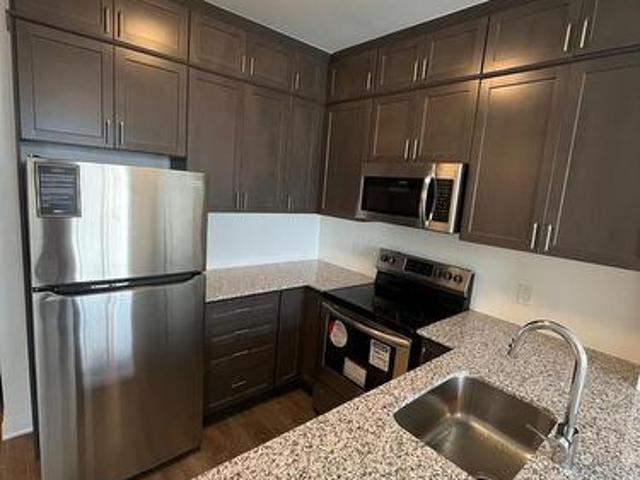 319 50 Kaitting Trail, Oakville, ON, L6M 5N3 lease for lease | Listing ID W13452 | Royal LePage