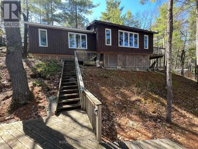 319 Bayview Lodge Road, Mcnab/Braeside, ON, K0A 3L0 house for sale | Listing ID X13166 | Royal LePage