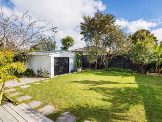 319 Blockhouse Bay Road, Avondale, Auckland City