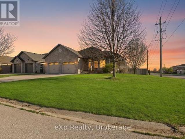 319 Gingrich Crescent, Saugeen Shores, ON, N0H 2C1 house for sale | Listing ID X13536 | Royal LePage