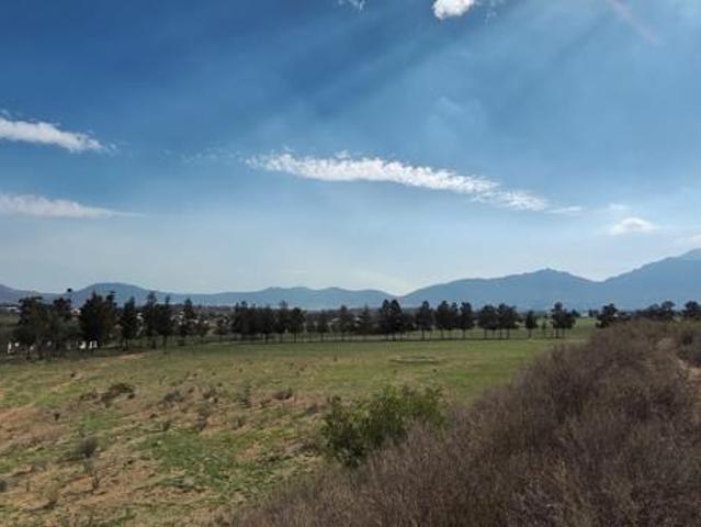 31.7 ha Land available in Tulbagh
