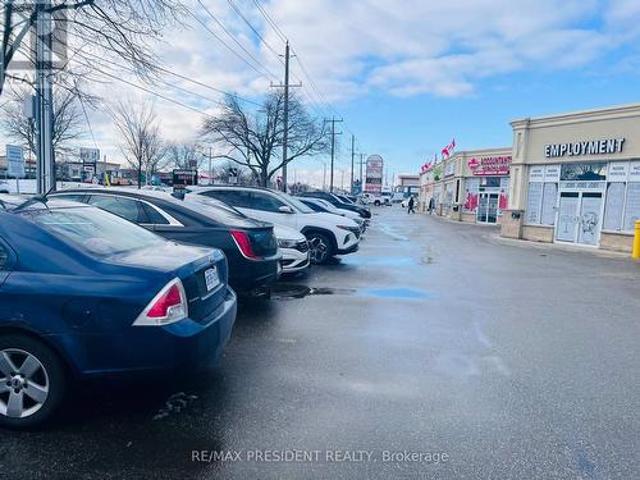 31 32 1 Albion Road, Toronto, ON, M9V 1C2 commercial for sale | Listing ID W13029 | Royal LePage