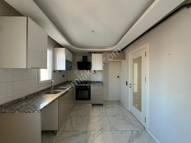3+1 Tellidere De Çb Doğalgazlı Full Exstralı Satılık 4550000