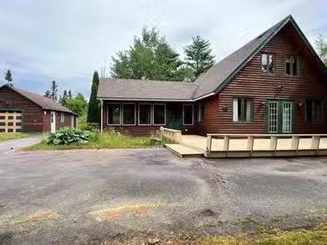 31 Terra Nova Road, Terra Nova, NL, A0C 1L0 recreational for.