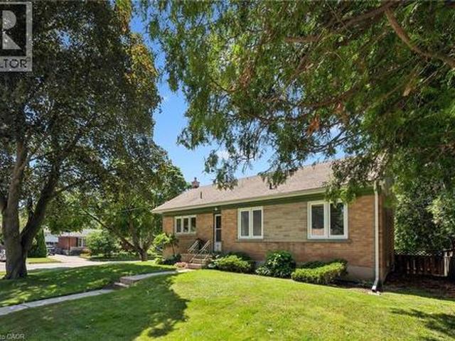31 Torrance Crescent, Guelph, ON, N1H 1T5 house for sale | Listing ID 40852 | Royal LePage