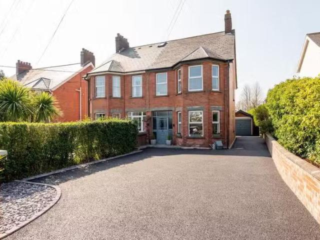 31 Upper Station Road