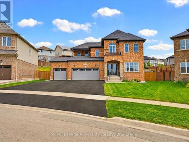 31 Wetland Way, Kitchener, ON, N2P 2Y8 house for sale | Listing ID X13213 | Royal LePage