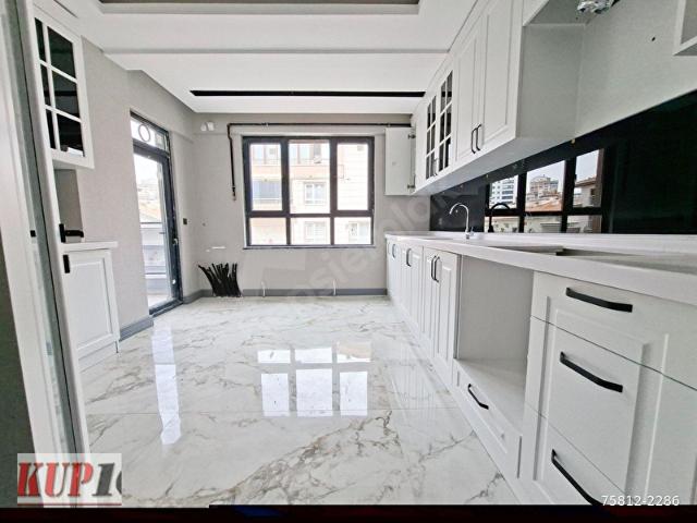 3+1 YENİ BİNADA ÖN CEPHE GENİŞ KULLANIŞLI MERKEZİ FERAH DAİRE