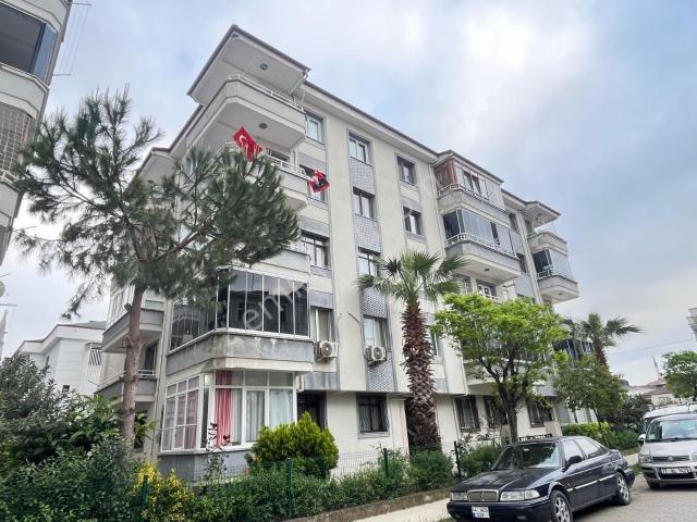 3+1 Arakat geniş Sevim Göğez İ.ö.okulu Karşısı Ön Cephe Daire