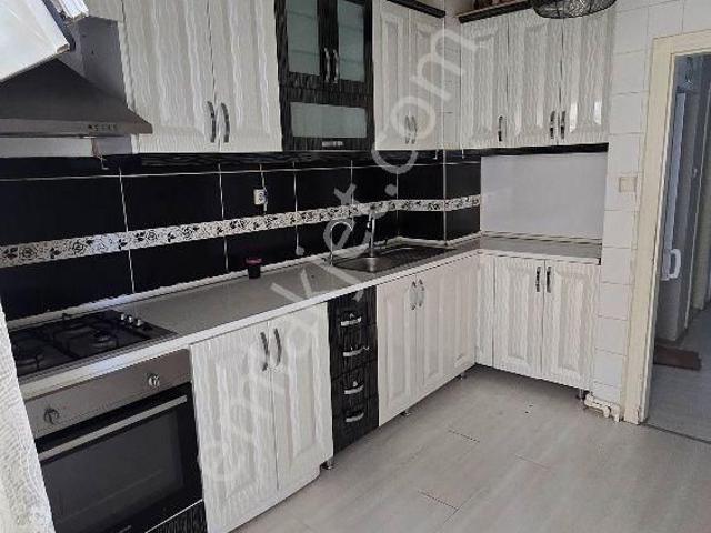 3+1 Bağımsız Salon Yapılı Satılık Daire Yıldız Emlak'tan
