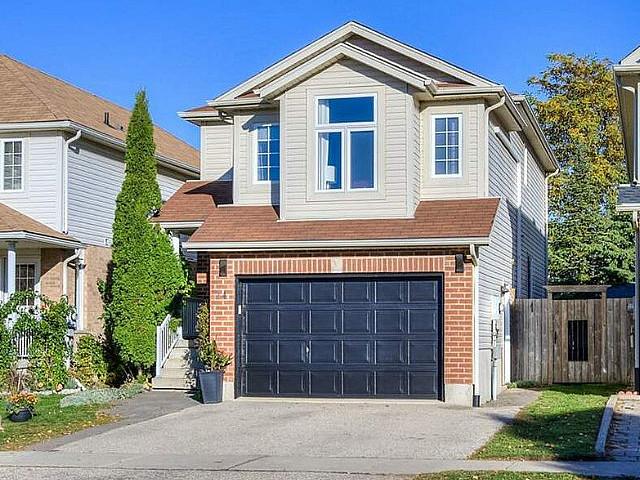 3+1 Bed Income Potential! Detached House
