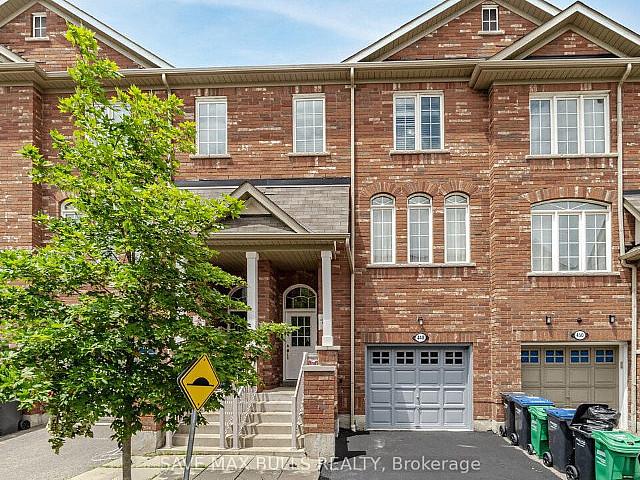 3+1 Bedrooms 3 Bathrooms, Mclaughlin/derry Rd