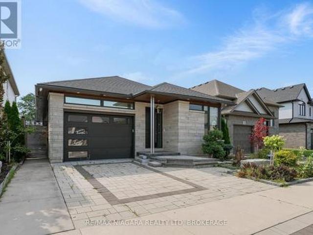 31 Berkshire Drive, St. Catharines Carlton/Bunting, ON, L2M 0C2 house for sale | Listing ID X13664 | Royal LePage