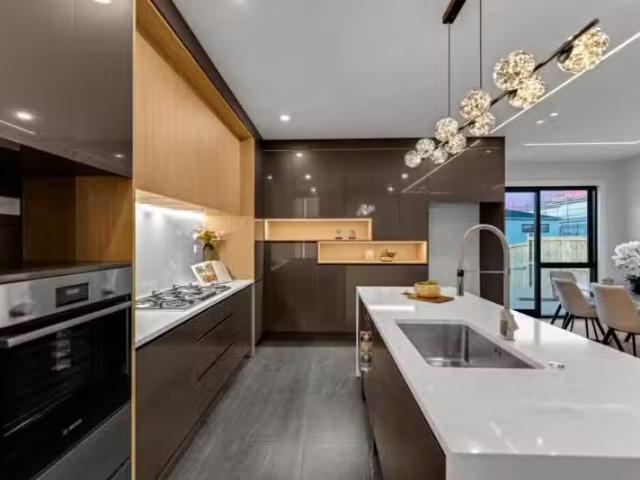 31 Black Shed Road, Flat Bush, Manukau City