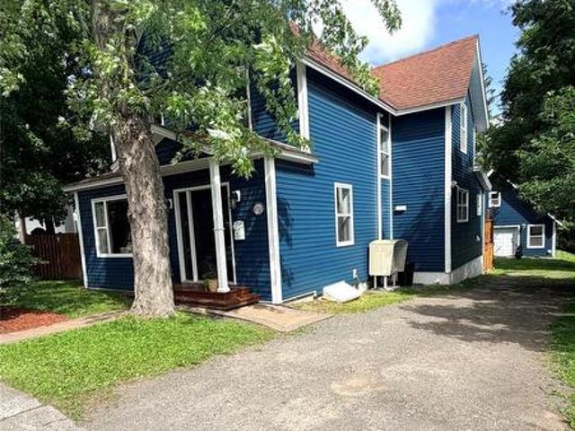 31 Carmelite Road, Grand Falls Windsor, NL, A2A 1Y4 house for sale | Listing ID 1300 | Royal LePage