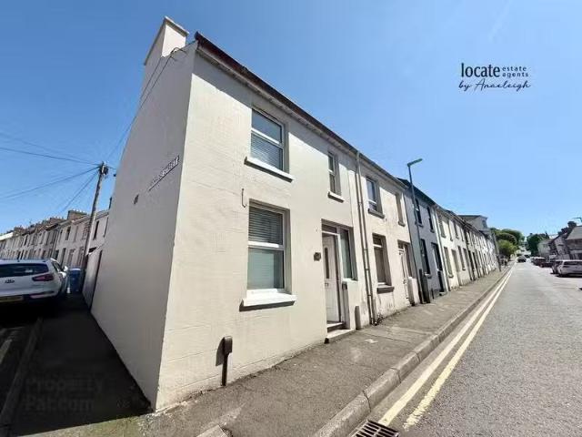 31 Chapel Road