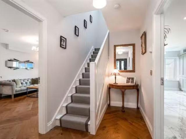 31 Dun Gaoithe Heights, Sandyford, Dublin 18, D18 H79F
