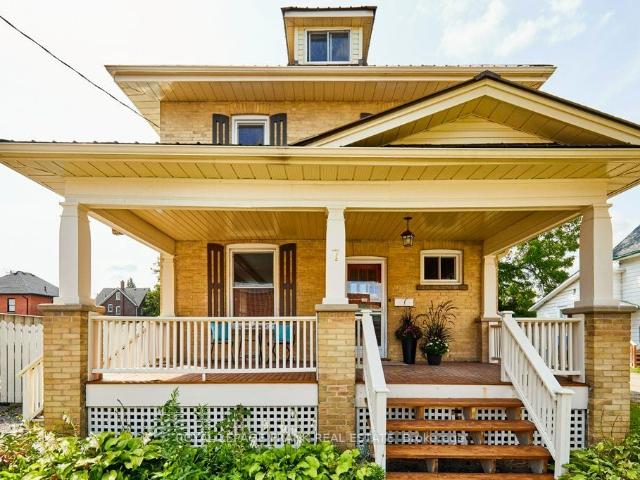 31 Ellis Crescent