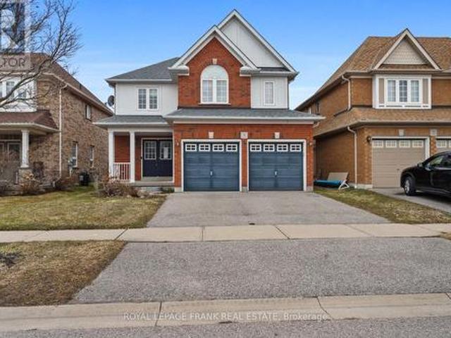 31 Gabrielle Crescent, Whitby Rolling Acres, ON, L1R 3M6 house for sale | Listing ID E13552 | Royal LePage