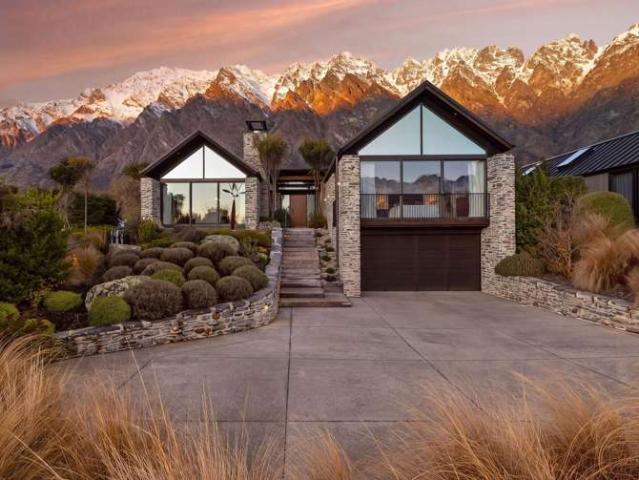 31 Hackett Road, Jacks Point, Queenstown