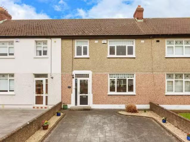 31 Hillsbrook Avenue, Perrystown, Dublin 12, D12KX07 is for sale