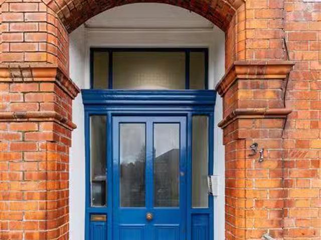 31 Howth Road, Clontarf, Dublin 3