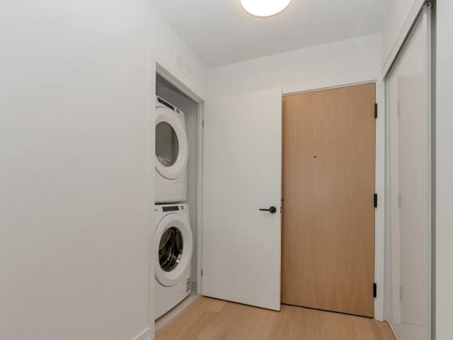 31 Huron St, Collingwood, ON L9Y 0E8, Canada 1 Bedroom Apartment for Rent at 31 Huron St, Collingwood, ON L9Y 5T7