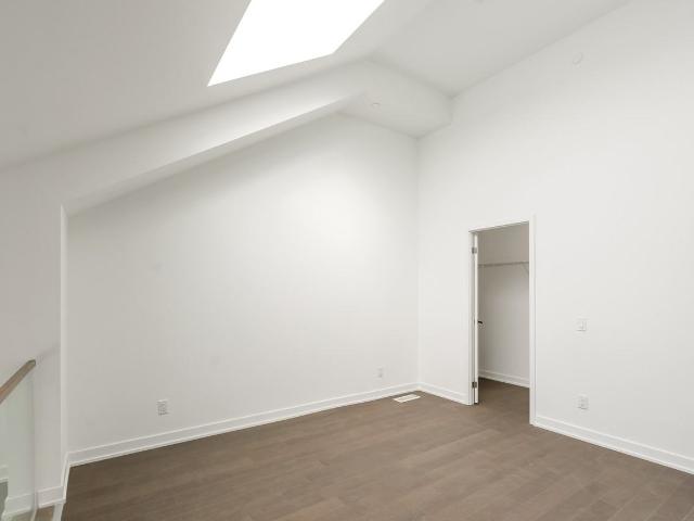 31 Huron St, Collingwood, ON L9Y 0E8, Canada Studio Apartment for Rent at 31 Huron St, Collingwood, ON L9Y 5T7