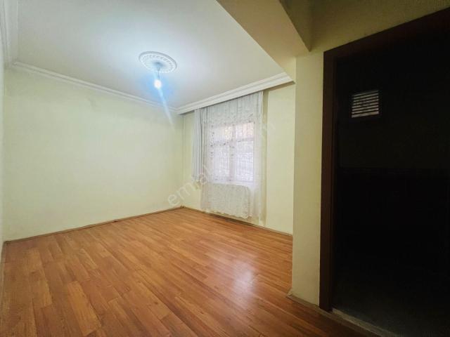 3+1 Kiralık Fırsat Küvetli Ferah Daire Fırsat Fiyata