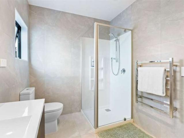 31 Koura Drive, Red Beach, Rodney
