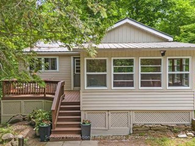 31 Meadows Avenue, Tay, ON, L0K 2C0 house for sale | Listing ID S12234 | Royal LePage