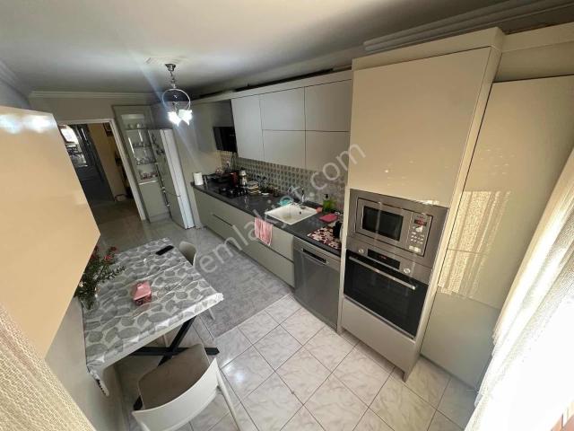 3+1 Merkezi Konumda Geniş Asansörlü Daire Full Yapılı