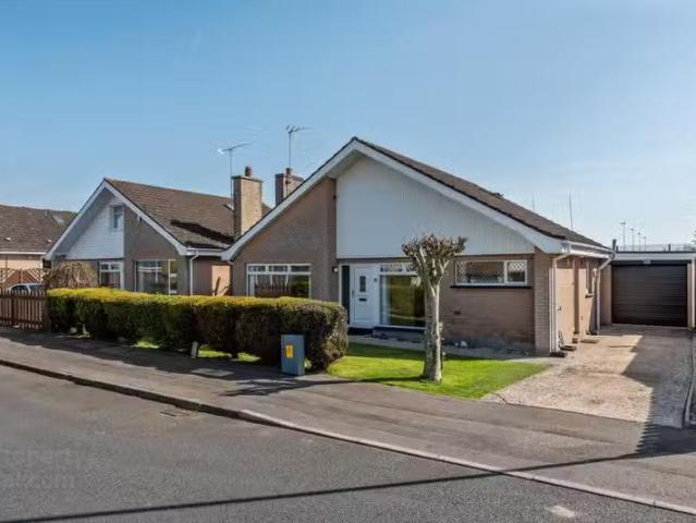 31 Navar Drive