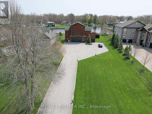 31 Paradise Boulevard, Ramara, ON, L0K 1B0 house for sale | Listing ID S12263 | Royal LePage