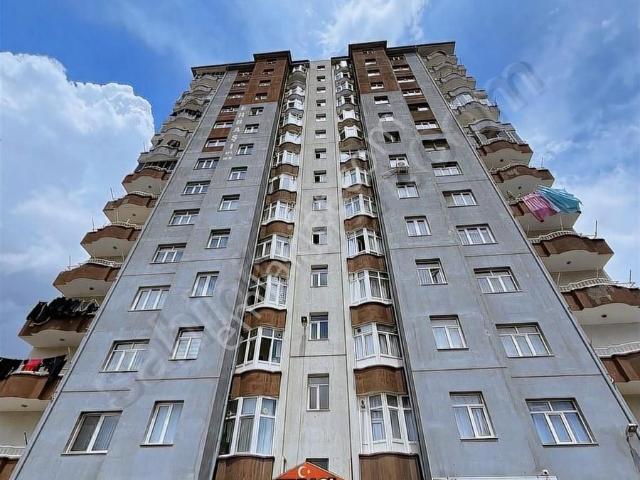 3+1 Satılık İçi Yapılı Temiz 10 Senelik Binada Acil Daire Ucuz