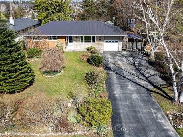 31 Saunders Street, Collingwood, ON, L9Y 0G3 house for sale | Listing ID S13018 | Royal LePage