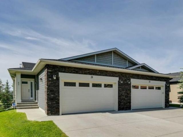 31 Sierra Morena Manor Sw, Calgary, AB, T3H 1S9 semi detached for sale | Listing ID A2325 | Royal LePage