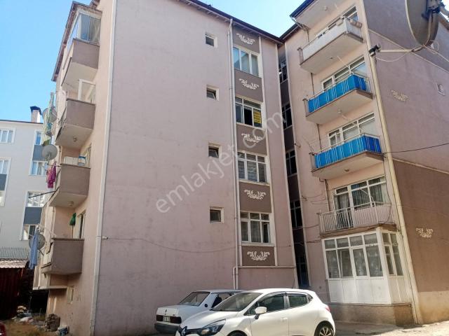 3+1 Site İçerisinde Arakat İlk Ve Ortaokul Yakınlarında Kiralık